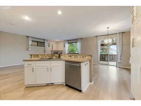 18462 SE Langensand Road Sandy OR 97055