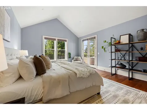 6330 SW Sweetbriar Court Portland OR 97221
