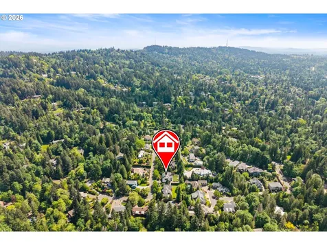 6330 SW Sweetbriar Court Portland OR 97221