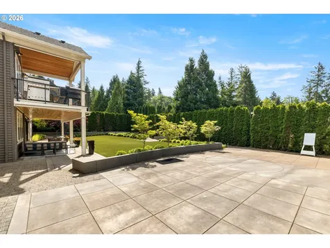 6330 SW Sweetbriar Court Portland OR 97221
