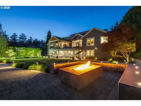 6330 SW Sweetbriar Court Portland OR 97221