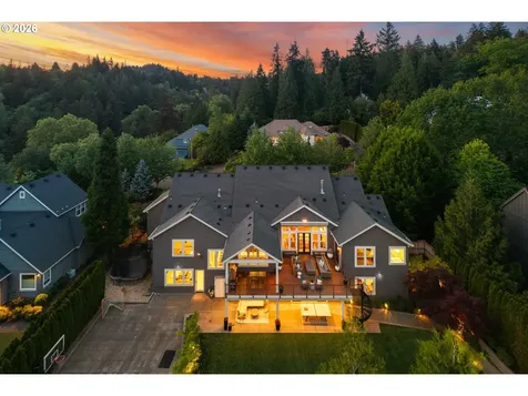 6330 SW Sweetbriar Court Portland OR 97221