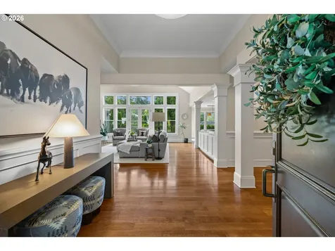6330 SW Sweetbriar Court Portland OR 97221