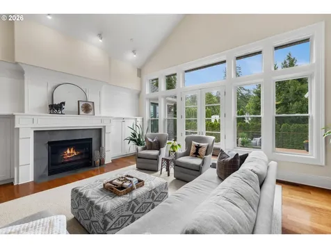 6330 SW Sweetbriar Court Portland OR 97221