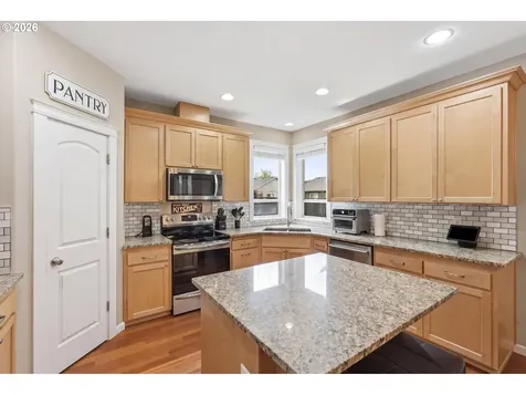 301 SW Bell Drive Dallas OR 97338