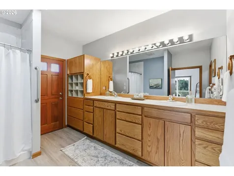 40595 NW Raindance Lane Banks OR 97106