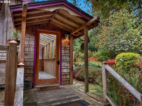 44072 Anderson Lane Astoria OR 97103