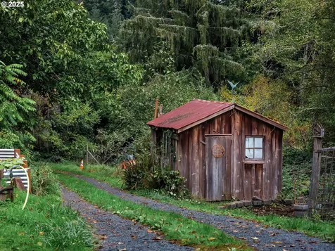 44072 Anderson Lane Astoria OR 97103