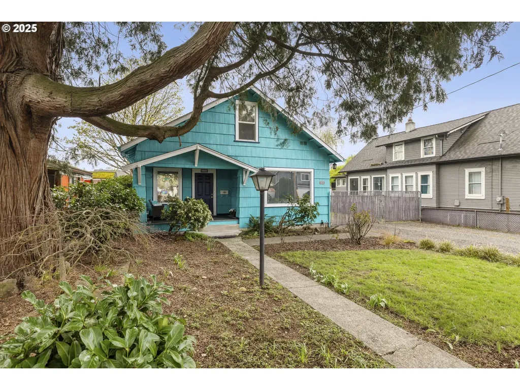 8650 SE Ellis Street Portland OR 97266
