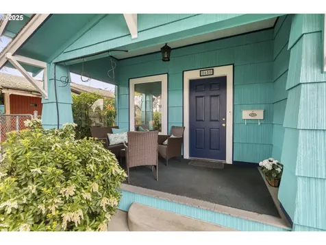 8650 SE Ellis Street Portland OR 97266