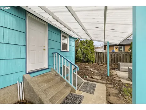 8650 SE Ellis Street Portland OR 97266