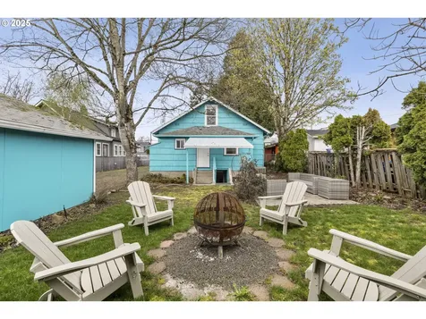 8650 SE Ellis Street Portland OR 97266