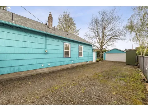 8650 SE Ellis Street Portland OR 97266