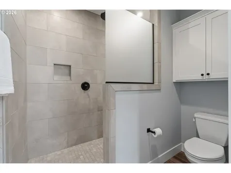 2301 Robbins Way Lebanon OR 97355