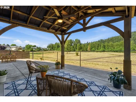 2301 Robbins Way Lebanon OR 97355