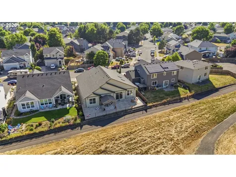 2301 Robbins Way Lebanon OR 97355