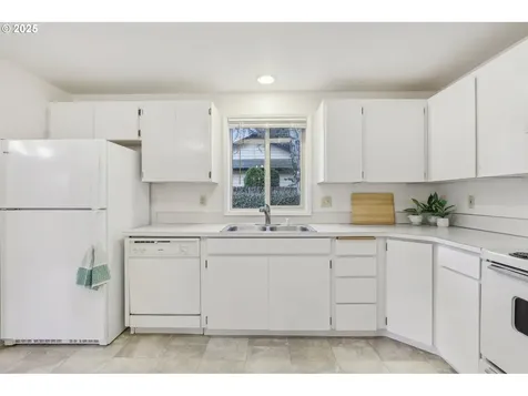 15811 NE 35th Street Vancouver WA 98682