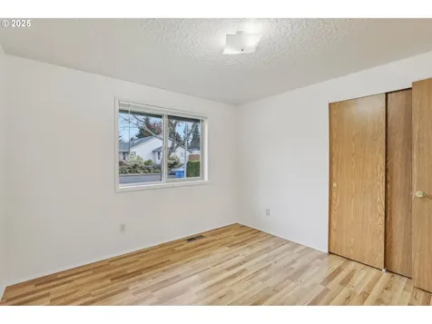 15811 NE 35th Street Vancouver WA 98682