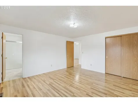 15811 NE 35th Street Vancouver WA 98682