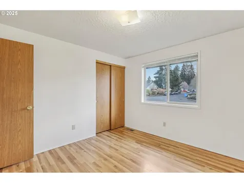 15811 NE 35th Street Vancouver WA 98682