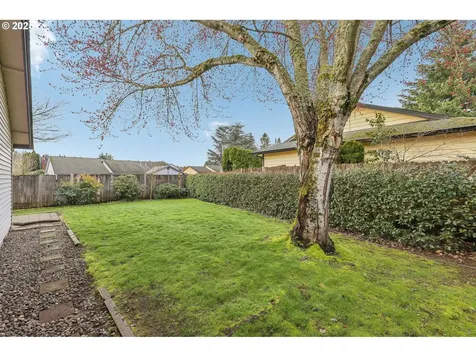 15811 NE 35th Street Vancouver WA 98682