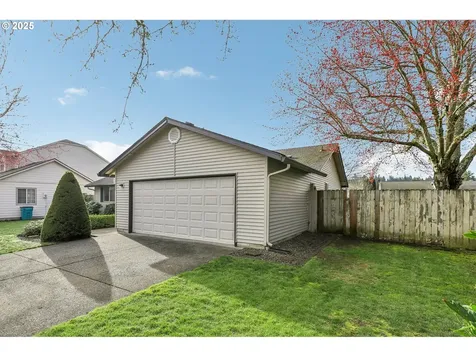 15811 NE 35th Street Vancouver WA 98682