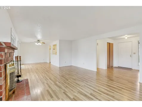 15811 NE 35th Street Vancouver WA 98682