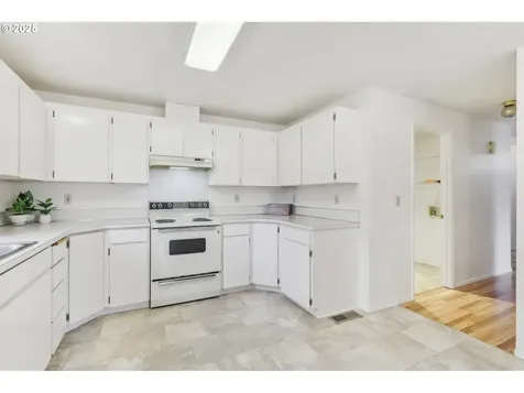 15811 NE 35th Street Vancouver WA 98682