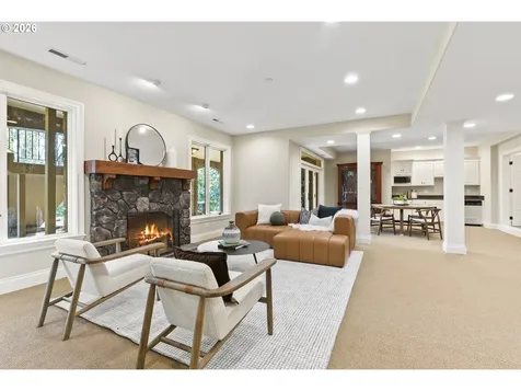 2147 Glenmorrie Lane Lake Oswego OR 97034