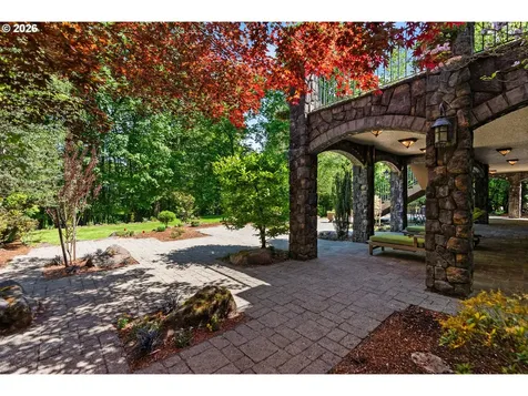 2147 Glenmorrie Lane Lake Oswego OR 97034