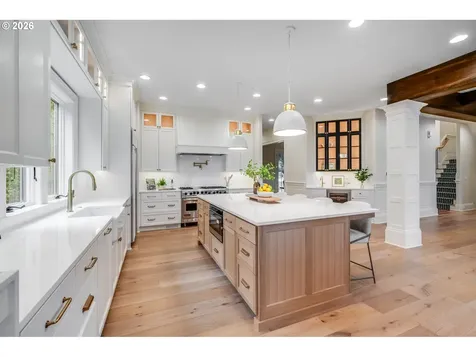 2147 Glenmorrie Lane Lake Oswego OR 97034