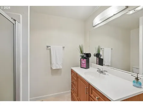 7134 N Greenwich Avenue Portland OR 97217