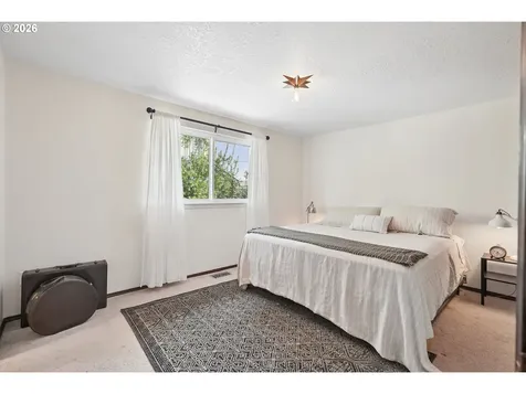 7134 N Greenwich Avenue Portland OR 97217