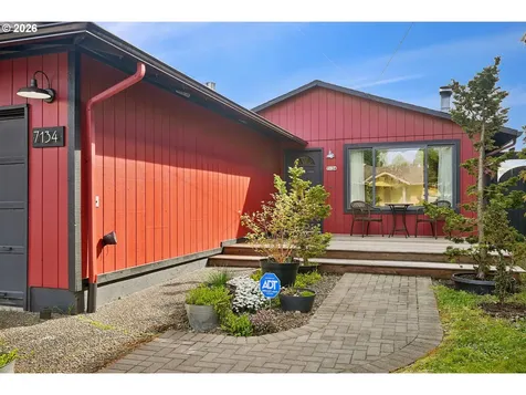 7134 N Greenwich Avenue Portland OR 97217