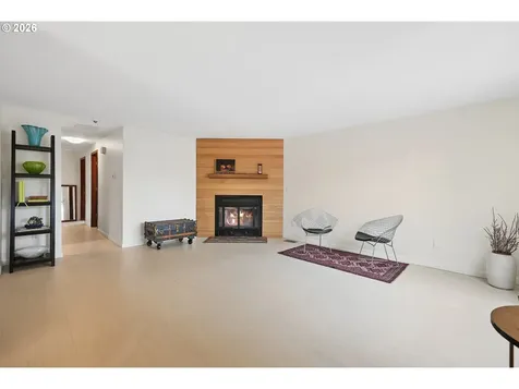 7134 N Greenwich Avenue Portland OR 97217