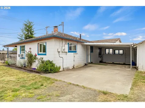 1923 Maple Street Myrtle Point OR 97458