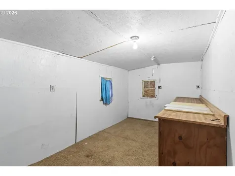 1923 Maple Street Myrtle Point OR 97458