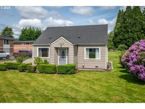 4656 Ocean Beach Highway Longview WA 98632