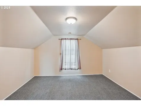 4656 Ocean Beach Highway Longview WA 98632