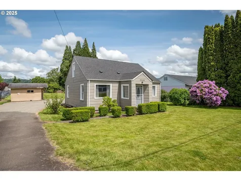 4656 Ocean Beach Highway Longview WA 98632