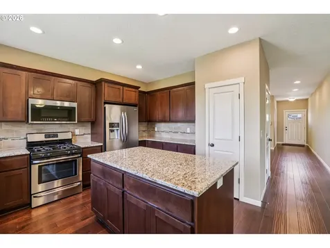 2117 SE Cochran Drive Gresham OR 97080