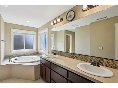 2117 SE Cochran Drive Gresham OR 97080