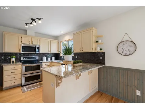 2718 Harvest Court Forest Grove OR 97116
