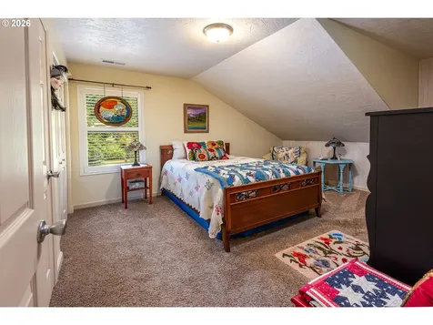 384 Edgeview Drive Elkton OR 97436