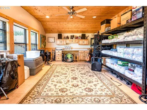 384 Edgeview Drive Elkton OR 97436