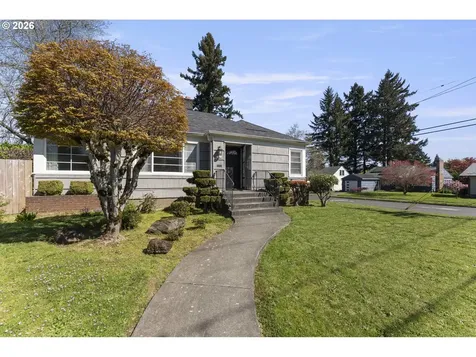 3635 NE Going Street Portland OR 97211