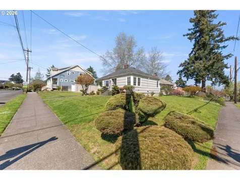 3635 NE Going Street Portland OR 97211