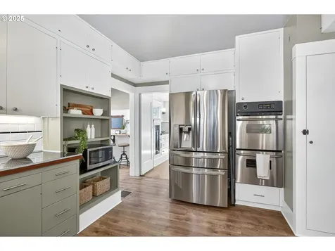 3107 N Rosa Parks Way Portland OR 97217
