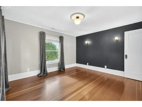 3107 N Rosa Parks Way Portland OR 97217