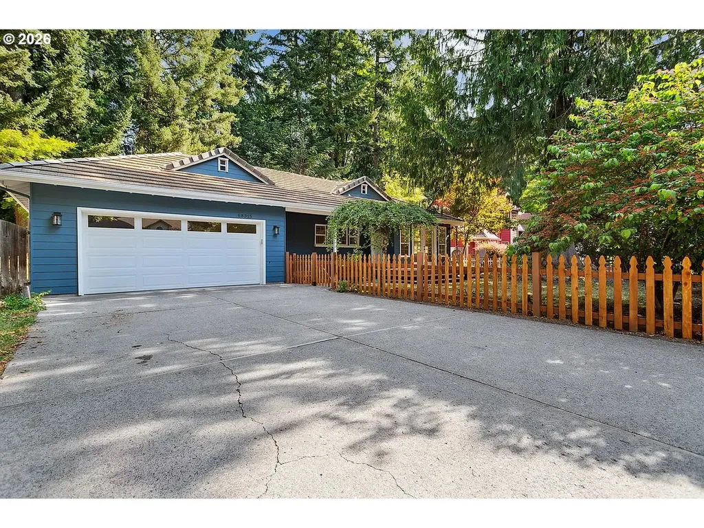 68315 E Twinberry Loop Welches OR 97067